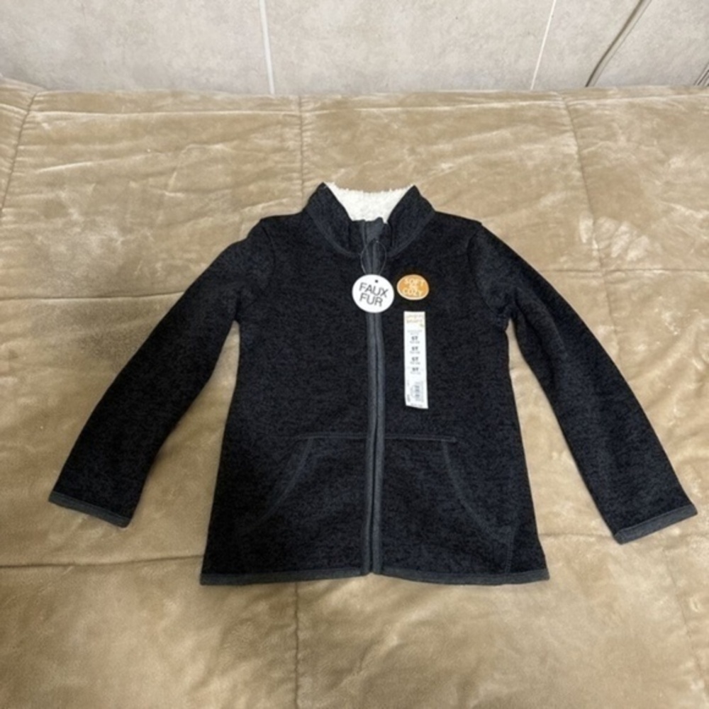 Jumping Beans NWT Size 5T Solid Black/Gray Full-Zip Long Sleeve Sweater